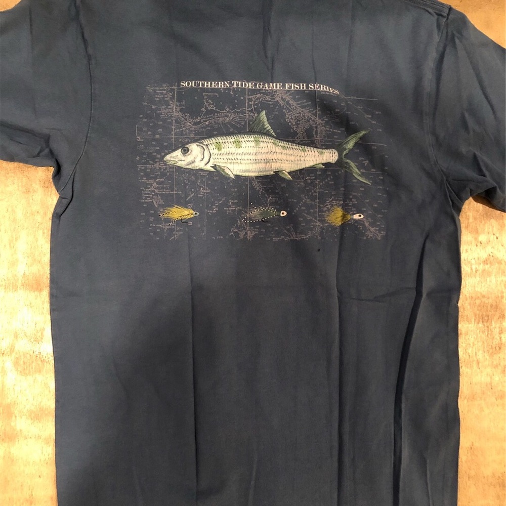 Southern tide tee!!